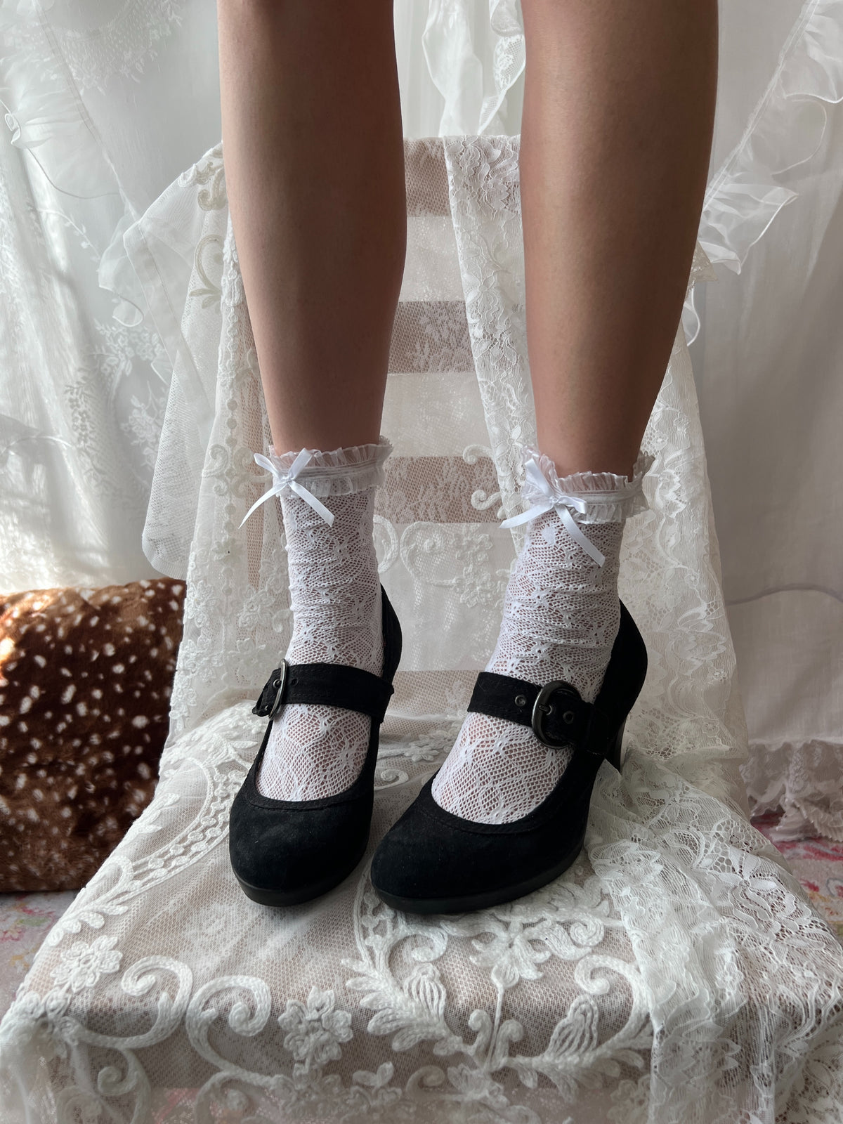 Black mary jane strap heels