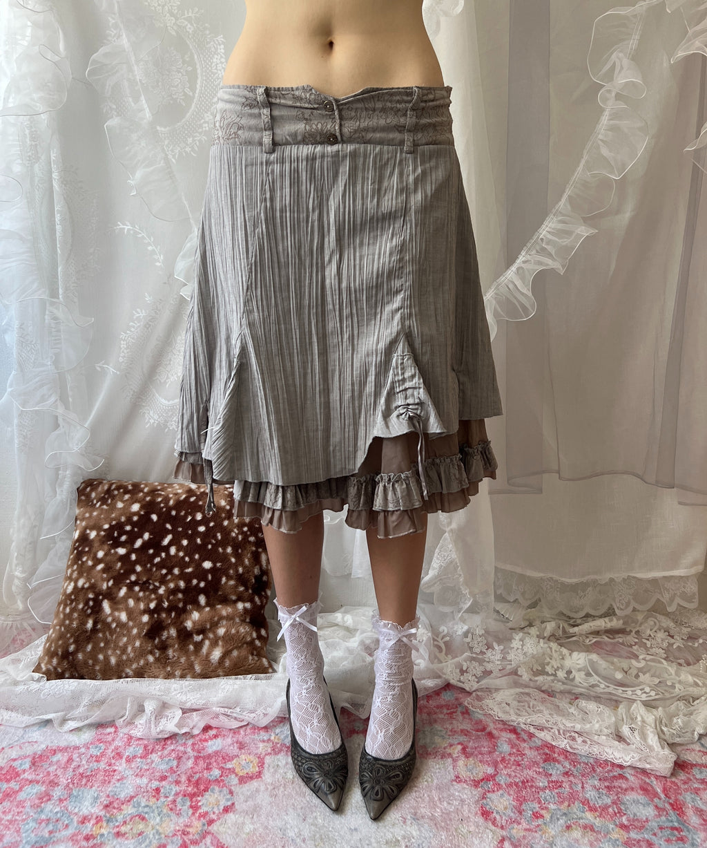 Brown & grey pleated midi skirt with lace trim and ruffles