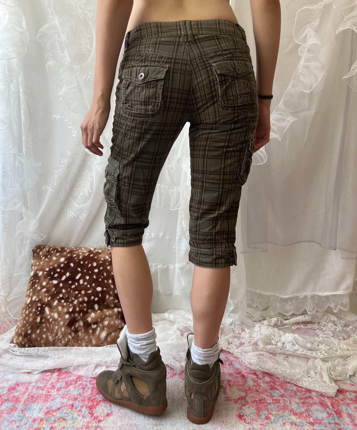 Green khaki plaid cargo capris
