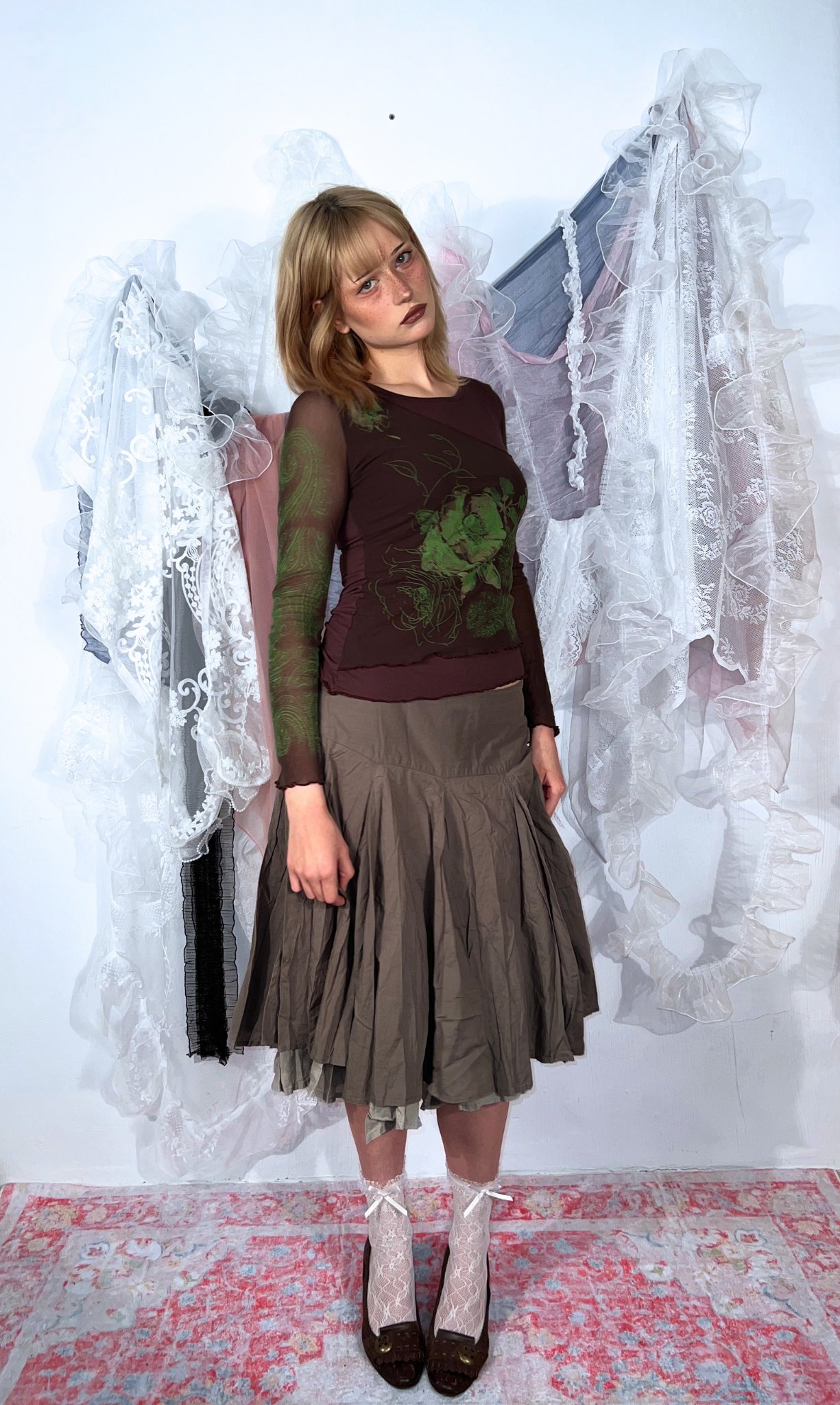BROWN LONG-SLEEVE MESH TOP