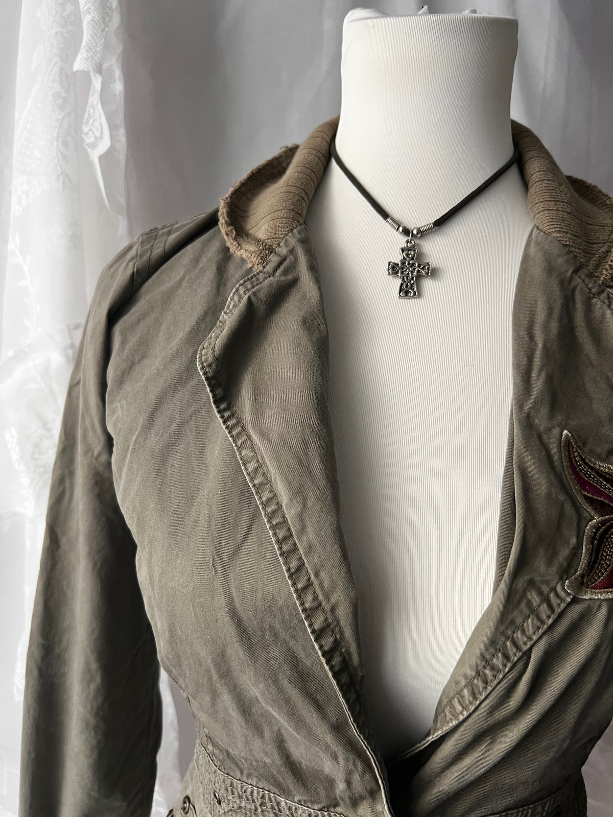 Khaki green jacket with floral embroidery