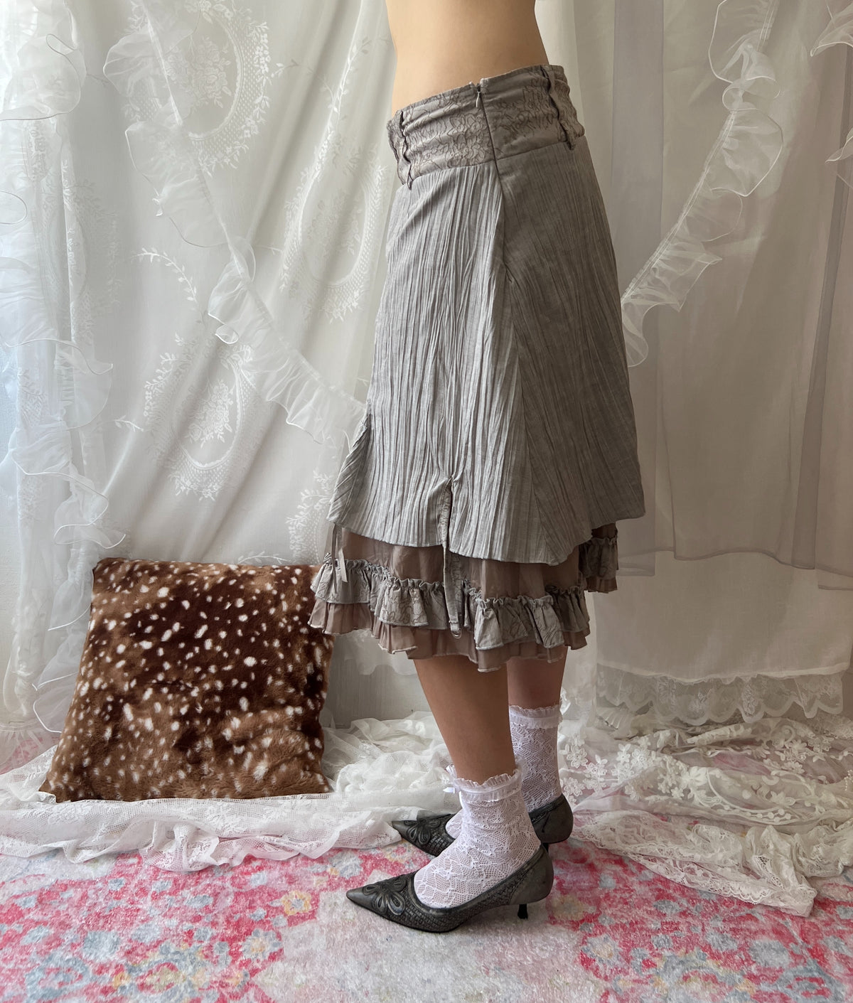 Brown & grey pleated midi skirt with lace trim and ruffles