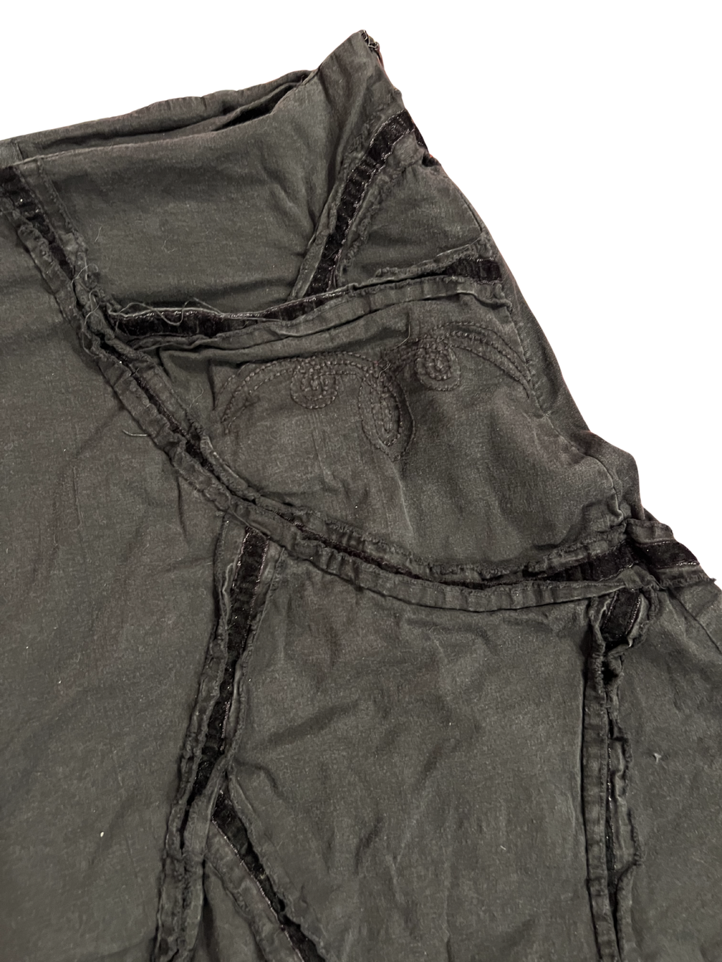 BLACK PANELLED FLARED SKIRT